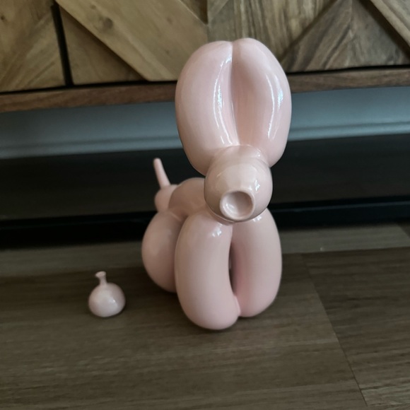 The Refined Emporium ~ Pooping Dog Art Figurine - Picture 3 of 4